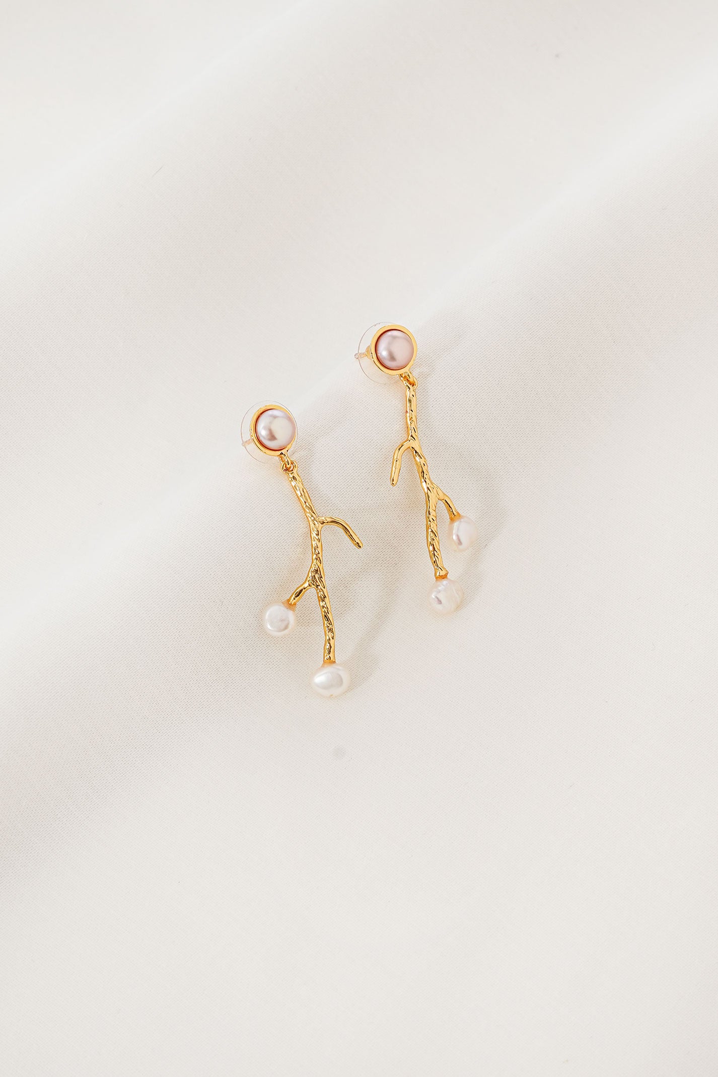 PEARL TWIG EARRINGS