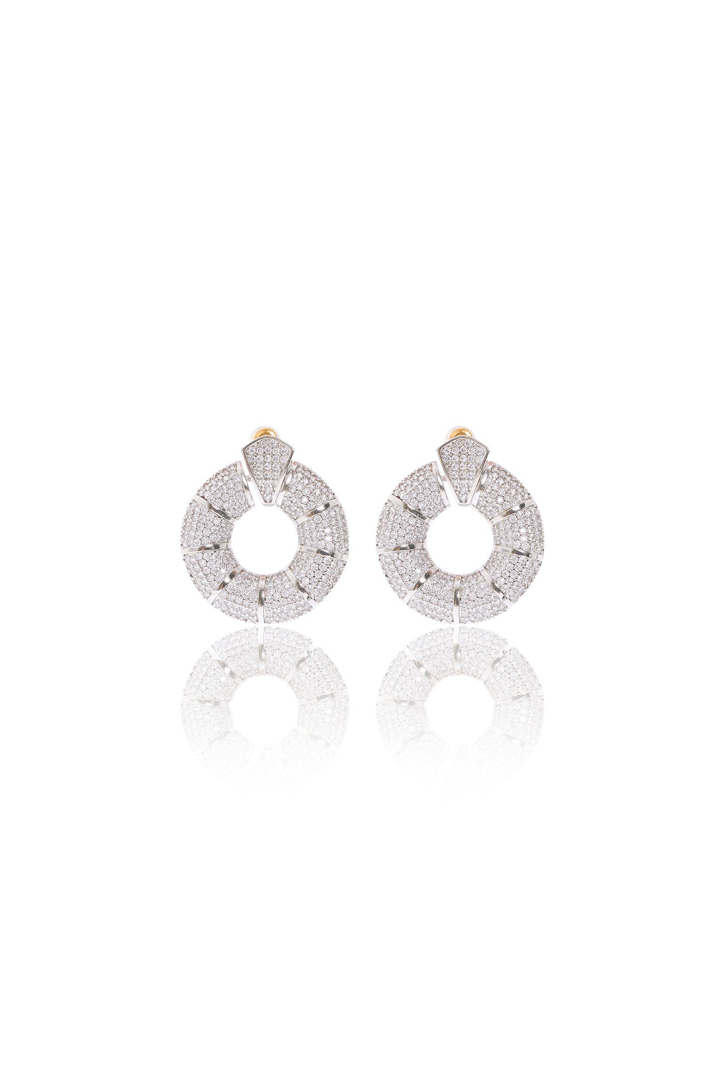 SILVER CIRCLE EARRINGS